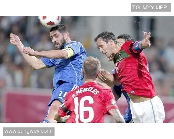 足球传奇再创历史新篇章，球星纪录不断刷新，赛场上的神奇瞬间与辉煌成就